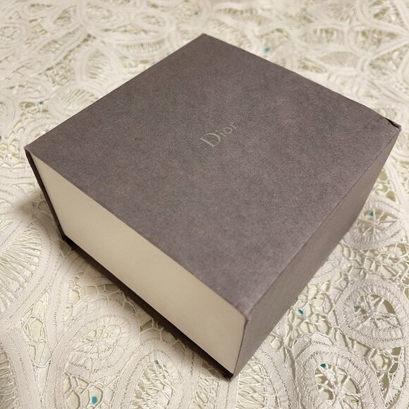 Authentic DIOR Vintage Houndstooth Resin Bangle Bracelet with Box - Picture 7 of 15